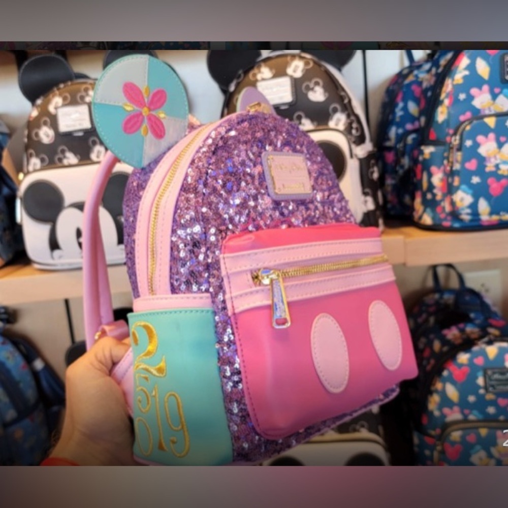Rare Loungefly X Disney It’s a Small World Backpack Main Attraction Backpack - Picture 3 of 6